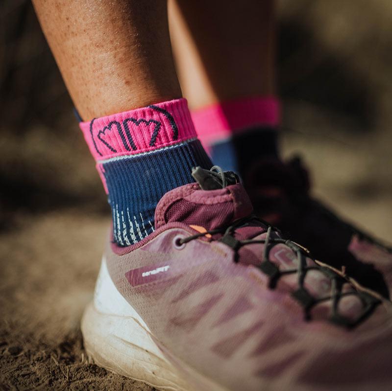 Laufsocken - Run Ultra schwarz/rosa