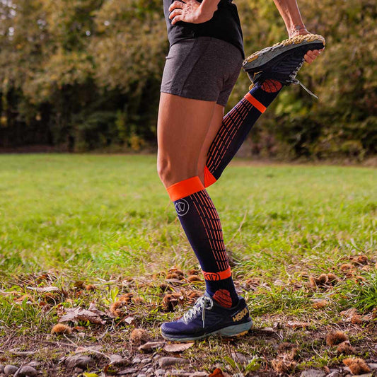 Trail Protect socks + Ultralight Run Calf sleeves blue/orange